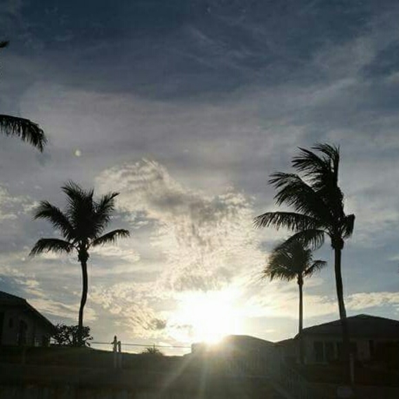 LUXURY ON A DIME LLC - Picture 15 of 16